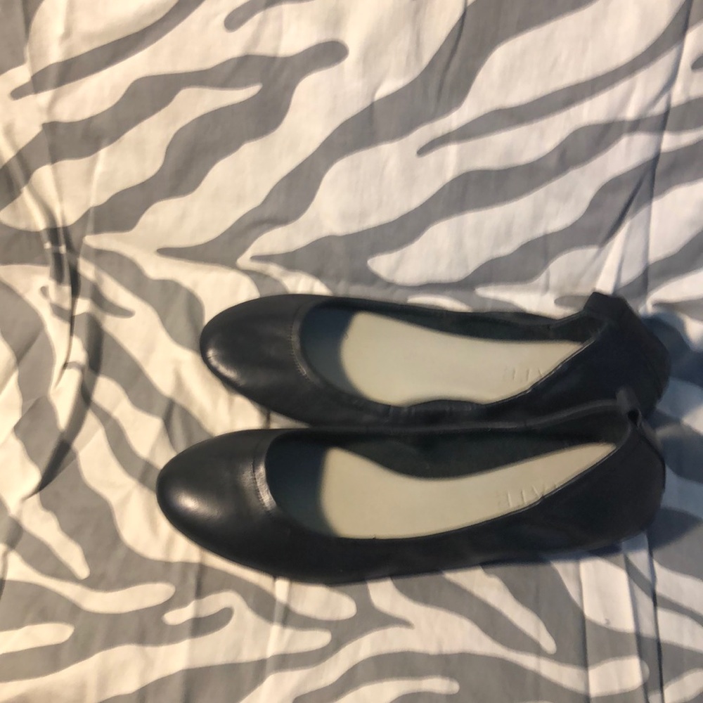 1.State Leather ballet flat 11 m